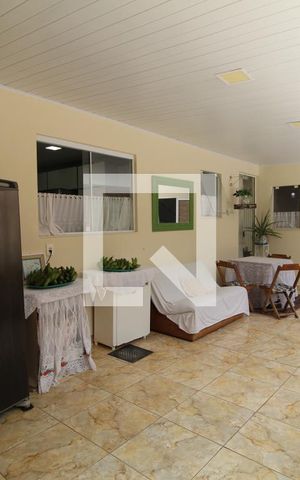 Casa à venda com 620m², 3 quartos e 4 vagasVaranda da churrasqueira que leva a edícula 