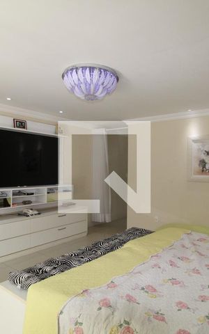 Casa à venda com 620m², 3 quartos e 4 vagasSuíte 1