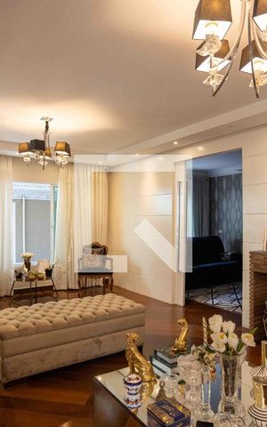 Casa para alugar com 660m², 4 quartos e 3 vagasSala de Estar
