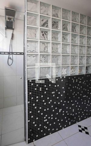 Casa para alugar com 660m², 4 quartos e 3 vagasBanheiro da Suíte 2