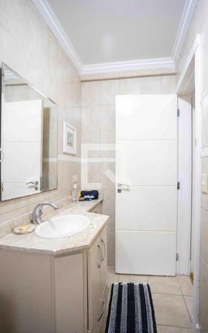 Casa para alugar com 660m², 4 quartos e 3 vagasBanheiro da Suíte 4