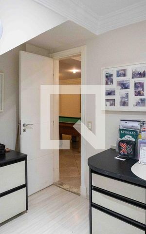 Casa para alugar com 660m², 4 quartos e 3 vagasEscritório
