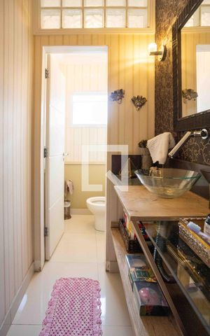 Casa para alugar com 660m², 4 quartos e 3 vagasLavabo