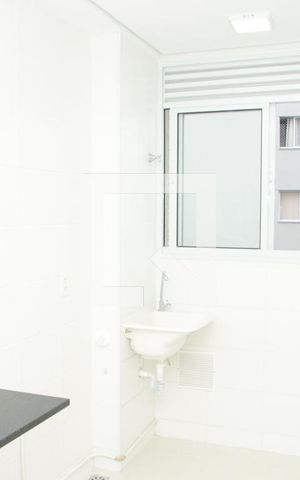 Apartamento para alugar com 54m², 2 quartos e 2 vagasCozinha 