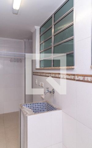 Apartamento à venda com 140m², 3 quartos e 1 vagaÁrea de Serviço