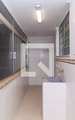 Apartamento à venda com 140m², 3 quartos e 1 vagaÁrea de Serviço