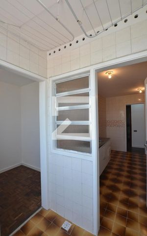 Apartamento para alugar com 71m², 2 quartos e 1 vagaÁrea de Serviço