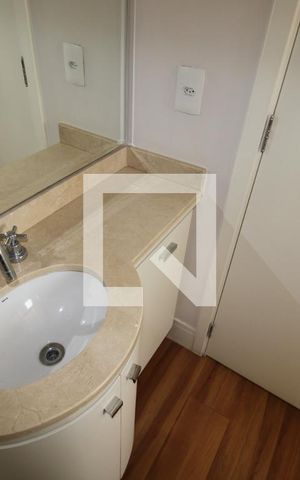 Apartamento à venda com 191m², 4 quartos e 4 vagasQuarto 2 - Banheiro