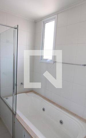 Apartamento à venda com 191m², 4 quartos e 4 vagasQuarto 4 - Banheiro