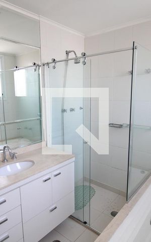 Apartamento à venda com 191m², 4 quartos e 4 vagasQuarto 4 - Banheiro