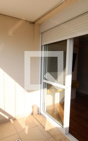 Apartamento à venda com 191m², 4 quartos e 4 vagasQuarto 4 - Varanda