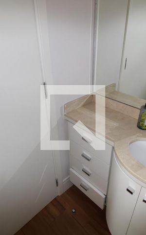 Apartamento à venda com 191m², 4 quartos e 4 vagasQuarto 2 - Banheiro