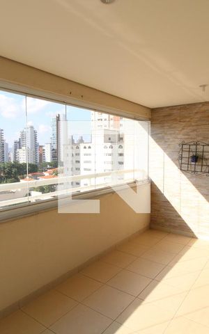 Apartamento à venda com 191m², 4 quartos e 4 vagasSala
