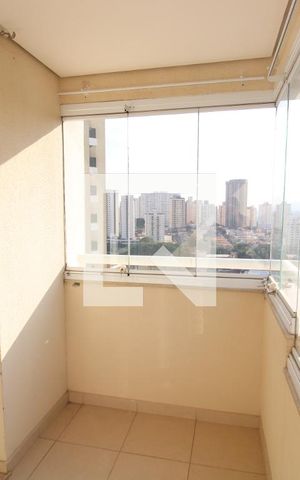 Apartamento à venda com 191m², 4 quartos e 4 vagasQuarto 4 - Varanda