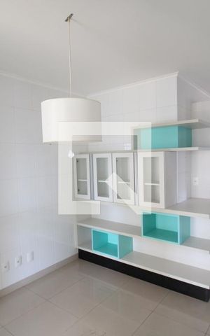 Apartamento à venda com 191m², 4 quartos e 4 vagasCozinha
