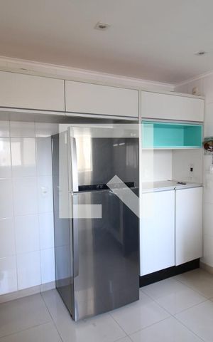 Apartamento à venda com 191m², 4 quartos e 4 vagasCozinha