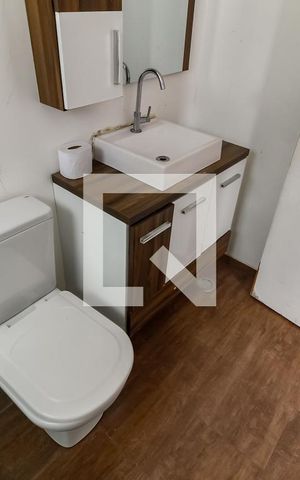 Casa para alugar com 138m², 3 quartos e 3 vagas Casa para alugar com 138m², 3 quartos e 3 vagasBanheiro da Suíte 1