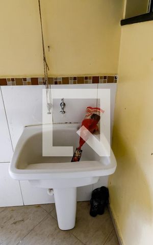 Casa para alugar com 138m², 3 quartos e 3 vagas Casa para alugar com 138m², 3 quartos e 3 vagasDetalhe da area de serviço