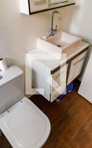 Casa para alugar com 138m², 3 quartos e 3 vagas Casa para alugar com 138m², 3 quartos e 3 vagasBanheiro da Suíte 2