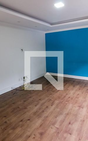 Casa para alugar com 138m², 3 quartos e 3 vagas Casa para alugar com 138m², 3 quartos e 3 vagasSala