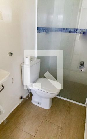 Casa para alugar com 138m², 3 quartos e 3 vagas Casa para alugar com 138m², 3 quartos e 3 vagasBanheiro da Suíte 3