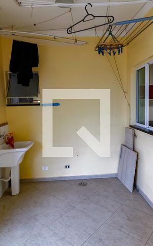 Casa para alugar com 138m², 3 quartos e 3 vagas Casa para alugar com 138m², 3 quartos e 3 vagasÁrea de Serviço