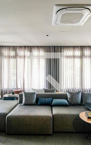 Studio para alugar com 25m², 1 quarto e sem vaga Studio para alugar com 25m², 1 quarto e sem vagaÁrea comum - Salão de festas