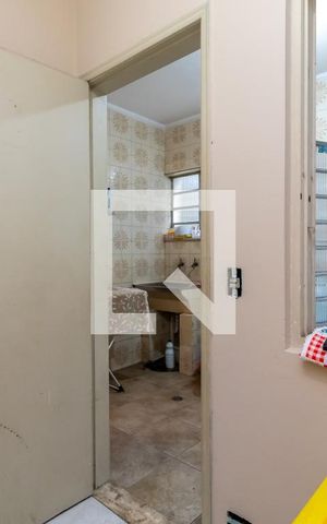 Casa à venda com 160m², 4 quartos e 2 vagasQuarto de Serviço