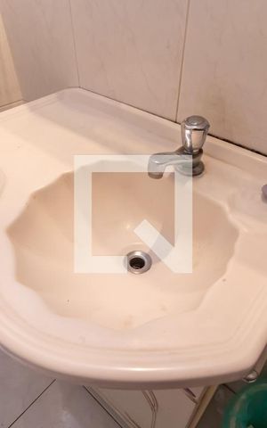 Casa à venda com 160m², 4 quartos e 2 vagasBanheiro da Suíte