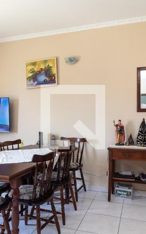 Casa à venda com 160m², 4 quartos e 2 vagasSala