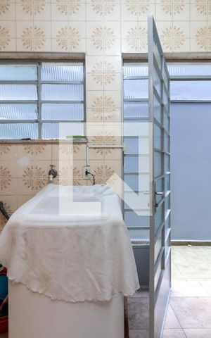 Casa à venda com 160m², 4 quartos e 2 vagasÁrea de Serviço