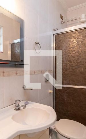 Casa à venda com 160m², 4 quartos e 2 vagasBanheiro da Suíte