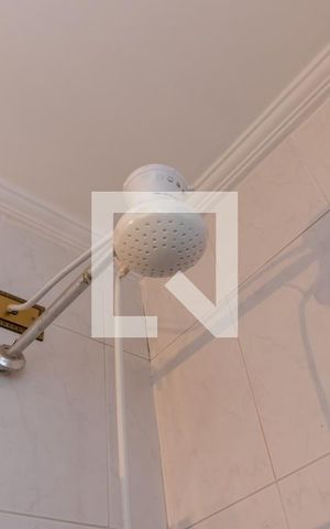 Casa à venda com 160m², 4 quartos e 2 vagasBanheiro da Suíte