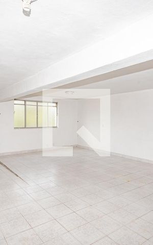 Casa à venda com 300m², 3 quartos e 5 vagas Casa à venda com 300m², 3 quartos e 5 vagasGaragem