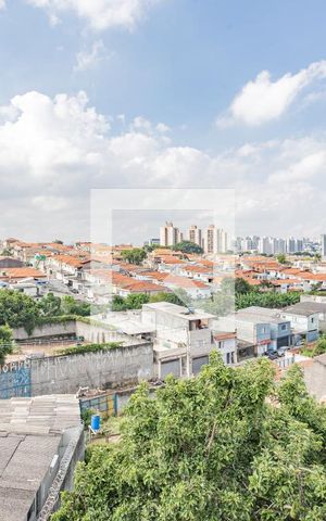 Casa à venda com 300m², 3 quartos e 5 vagas Casa à venda com 300m², 3 quartos e 5 vagasVIsta