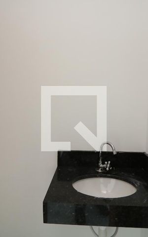 Casa à venda com 97m², 2 quartos e 4 vagasLavabo