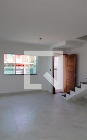 Casa à venda com 97m², 2 quartos e 4 vagasSala