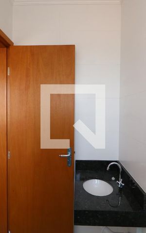 Casa à venda com 97m², 2 quartos e 4 vagasBanheiro da Suíte 1