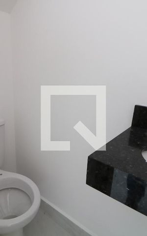 Casa à venda com 97m², 2 quartos e 4 vagasLavabo