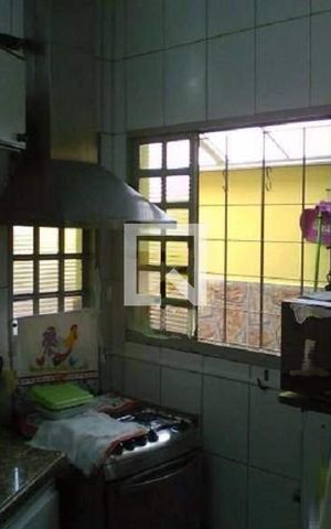 Casa à venda com 70m², 1 quarto e 1 vaga