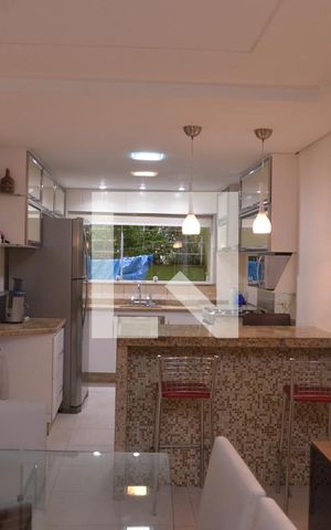 Casa à venda com 250m², 4 quartos e 4 vagasDetalhe Cozinha