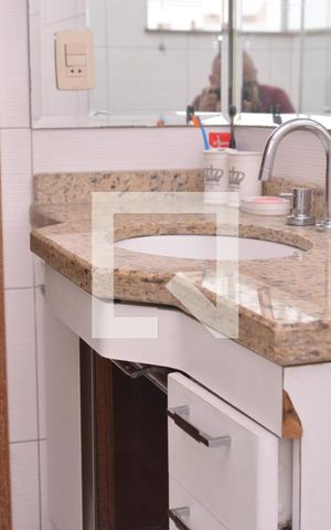 Casa à venda com 250m², 4 quartos e 4 vagasBanheiro Suite 1