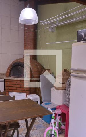 Casa à venda com 250m², 4 quartos e 4 vagasArea de Churrasqueira