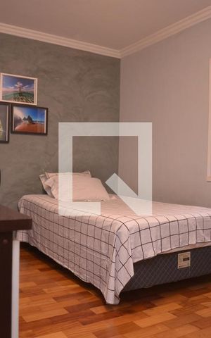 Casa à venda com 250m², 4 quartos e 4 vagasSuite 4