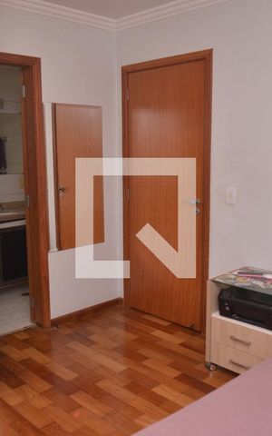Casa à venda com 250m², 4 quartos e 4 vagasDetalhe Suite 2