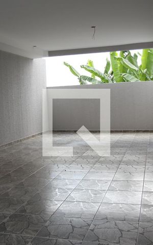 Casa à venda com 97m², 2 quartos e 4 vagasGaragem