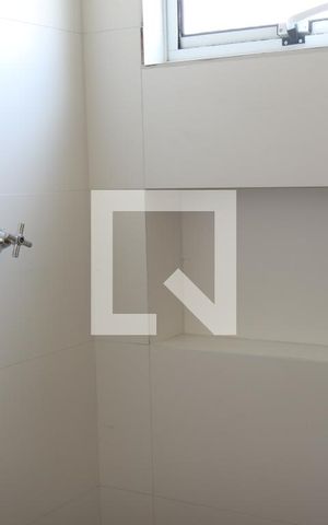 Casa à venda com 97m², 2 quartos e 4 vagasBanheiro da Suíte 2