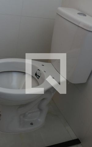 Casa à venda com 97m², 2 quartos e 4 vagasBanheiro da Suíte 1