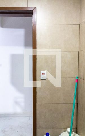 Casa à venda com 520m², 5 quartos e 2 vagas Casa à venda com 520m², 5 quartos e 2 vagasBanheiro