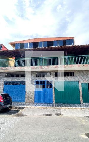 Casa à venda com 360m², 4 quartos e 2 vagasFachada